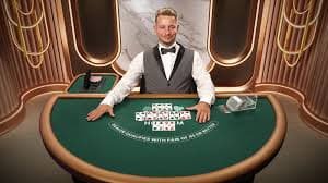 Interface blackjack langsung di gua togel dengan multi-camera feed dan live dealer